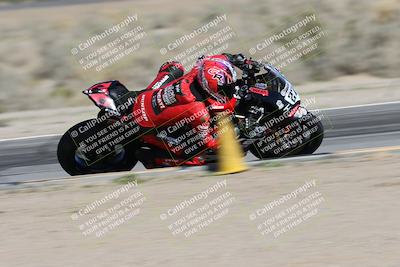 media/Jan-15-2026-Racers Edge (Thu) [[dfebeb70ab]]/2-A Group/Session 3 (Turn 15 Inside Pans)/